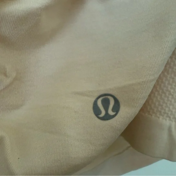 Lululemon In The Flow Tank Size 8 - Picture 3 of 5